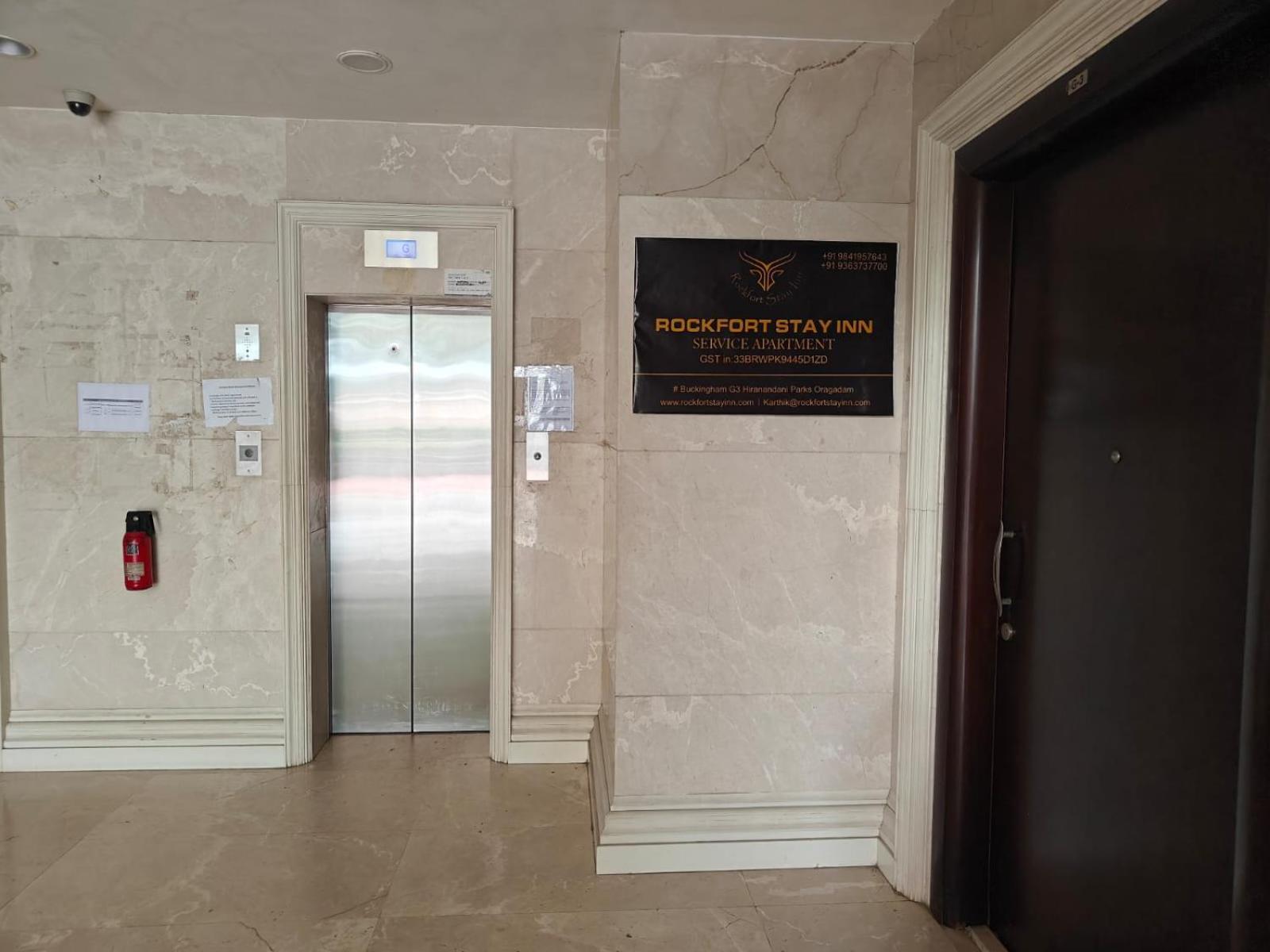 Rockfort Stay Inn Oragadam Ngoại thất bức ảnh