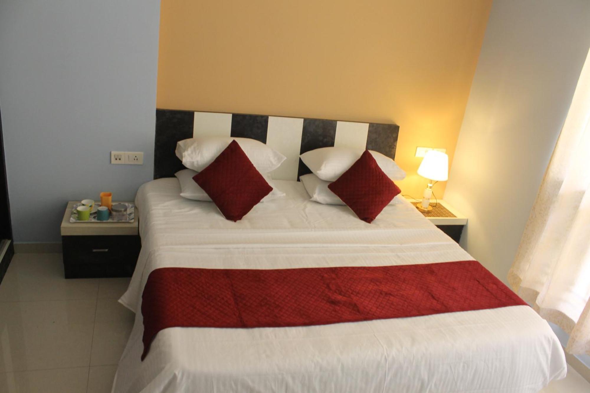 Rockfort Stay Inn Oragadam Ngoại thất bức ảnh